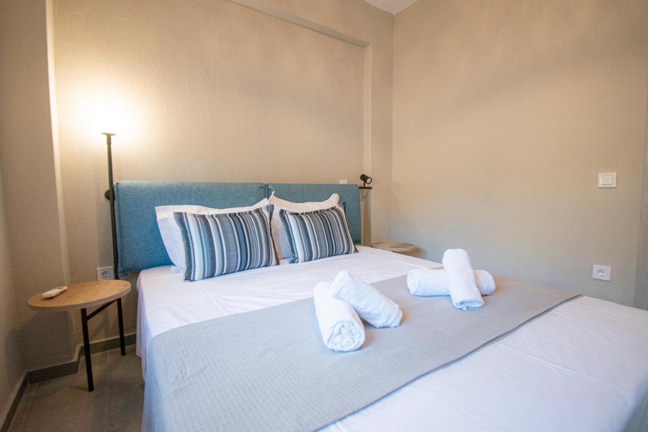 Heraclea Luxury Suites Nea Irakleia Extérieur photo