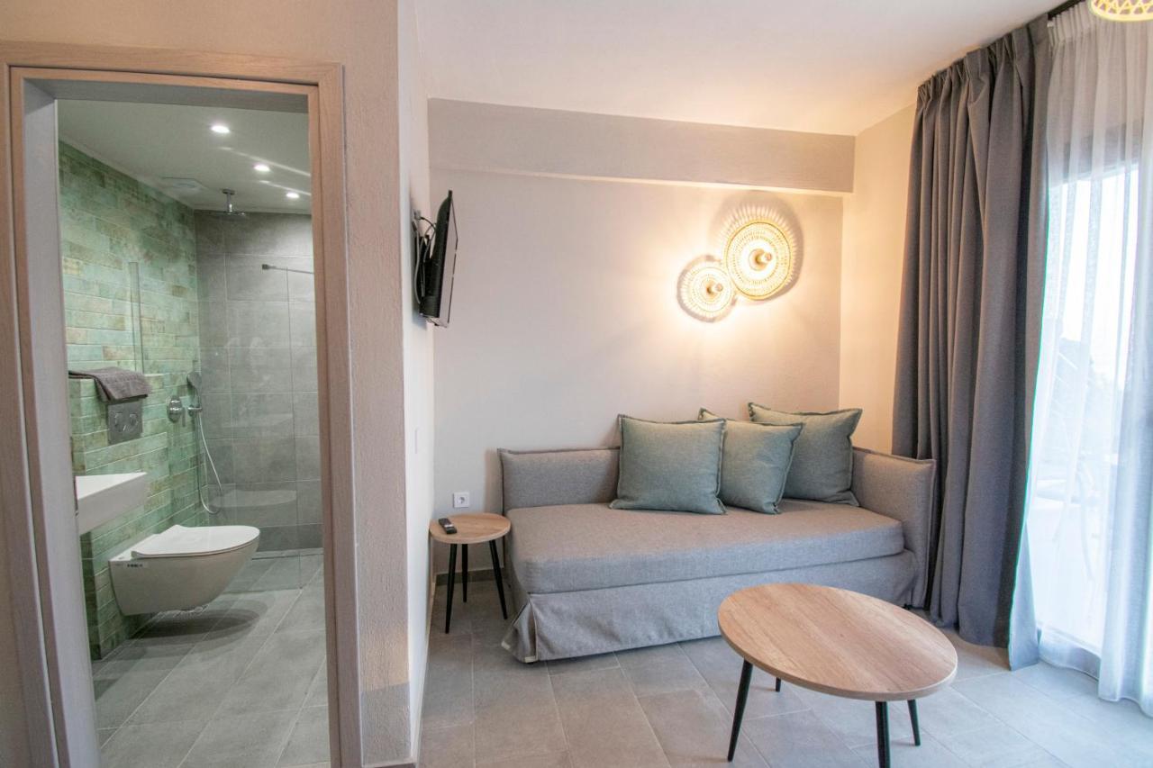 Heraclea Luxury Suites Nea Irakleia Extérieur photo