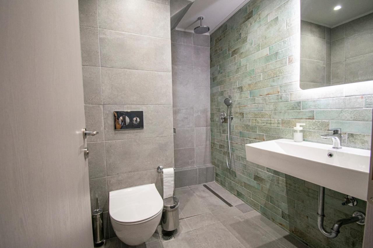 Heraclea Luxury Suites Nea Irakleia Extérieur photo