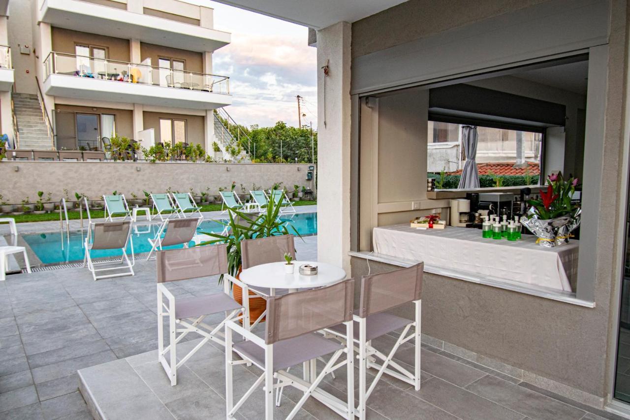 Heraclea Luxury Suites Nea Irakleia Extérieur photo